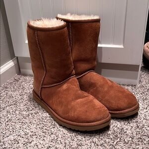 Women’s UGG boots size 9